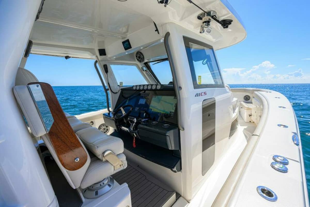 2021 Solace Center Console "41 Solace 2021" photo 21