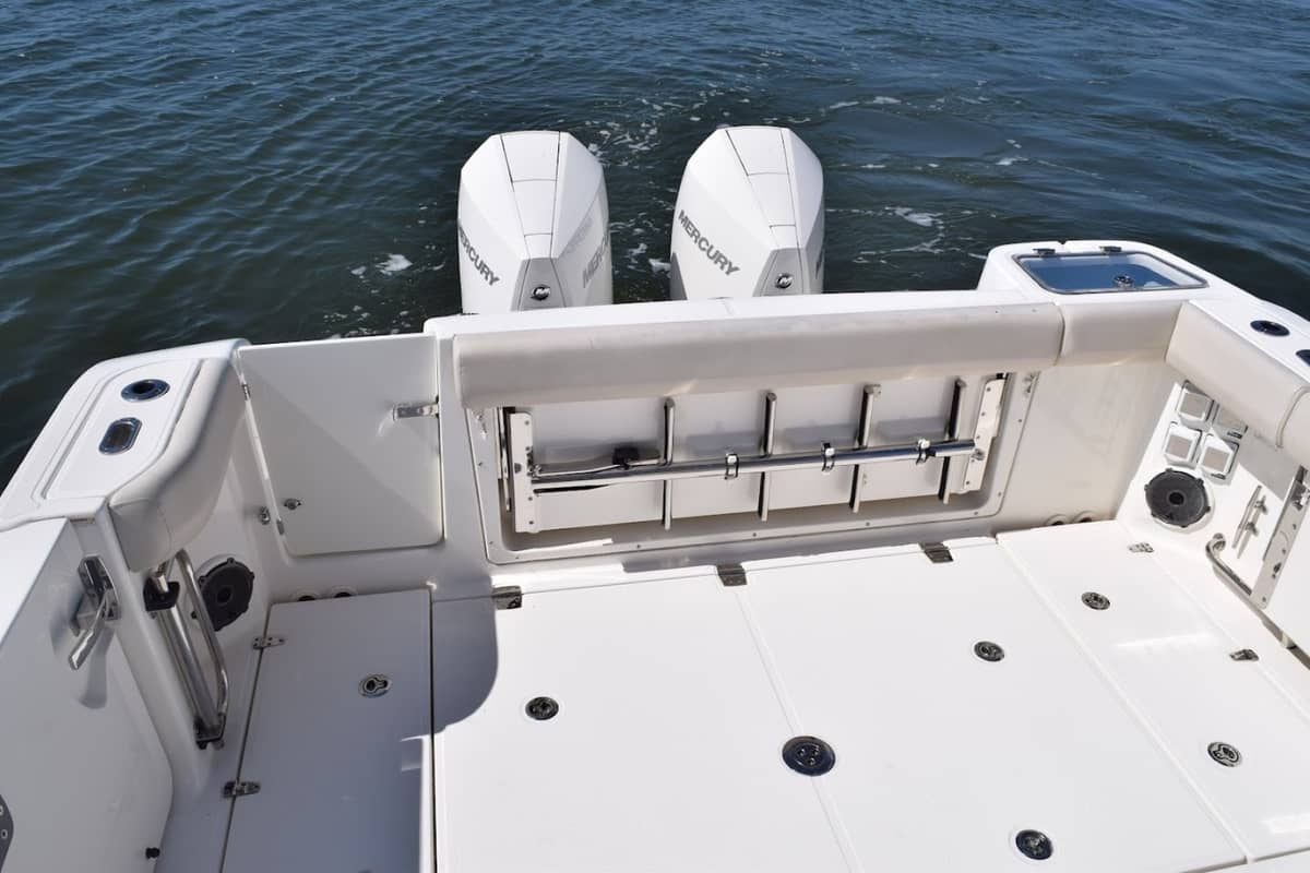 2021 Boston Whaler 325 Conquest "SIP N SEA" photo 11