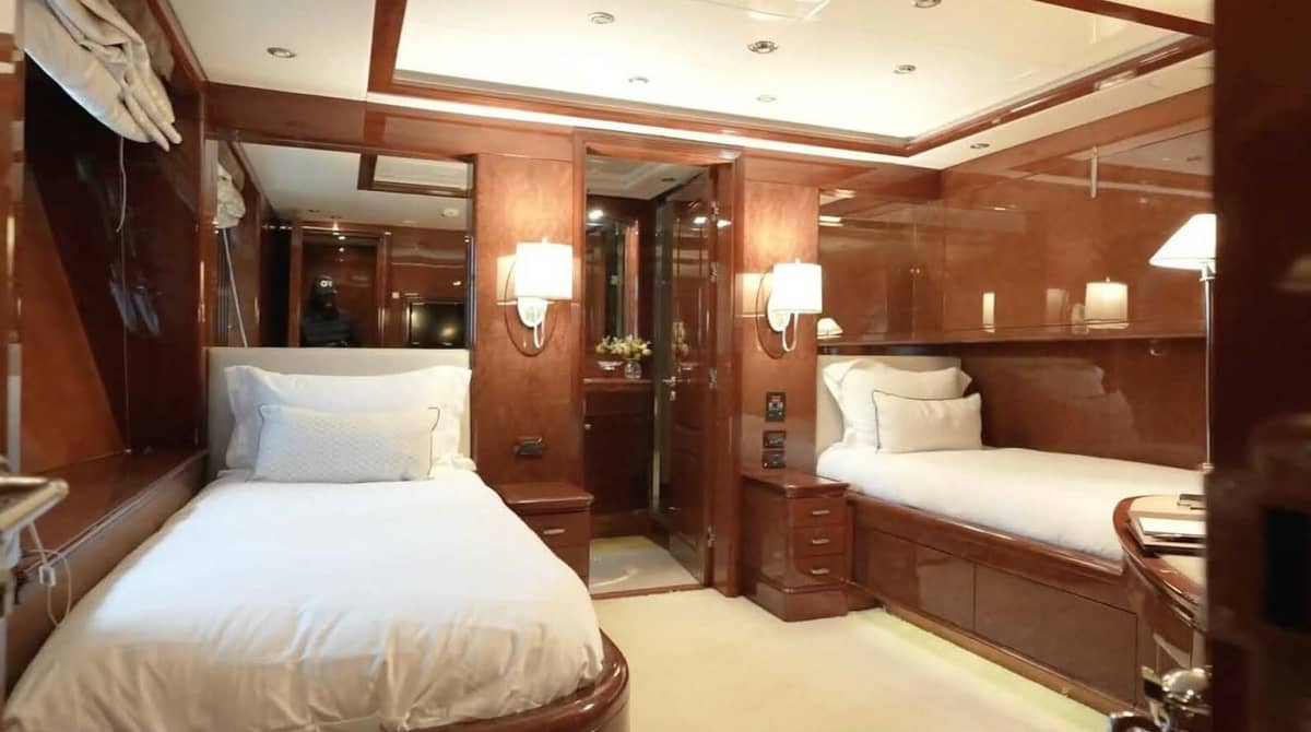 2004 Benetti 145 Vision "Domani" photo 31