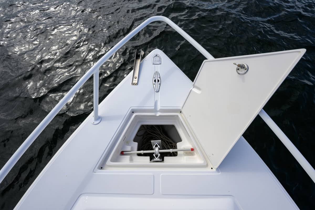 2003 Jupiter 31 Cuddy photo 25