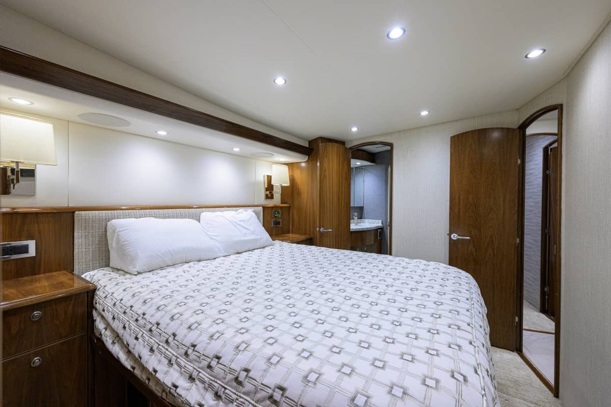2021 Viking 58 Convertible "NO NAME 58" photo 9