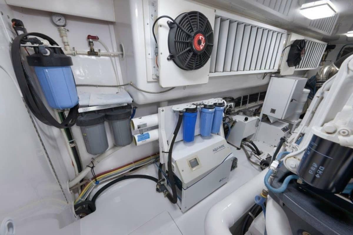 2011 Viking 70 Convertible "Cutter Bill" photo 60