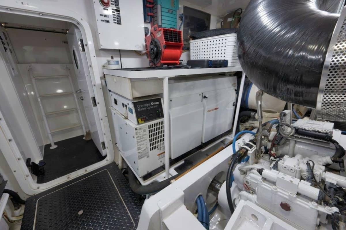 2011 Viking 70 Convertible "Cutter Bill" photo 59