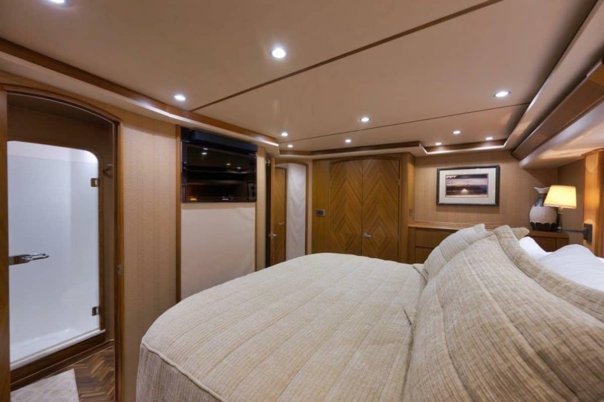 2011 Viking 70 Convertible "Cutter Bill" photo 15