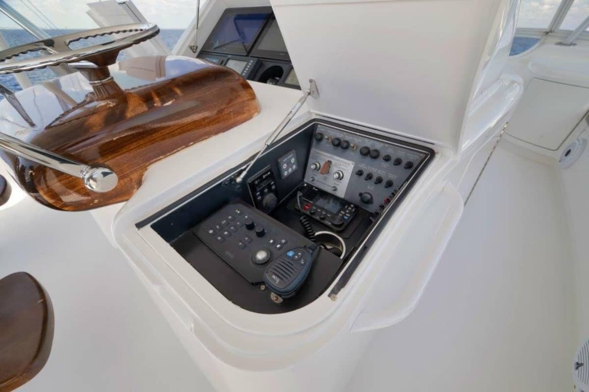 2011 Viking 70 Convertible "Cutter Bill" photo 30