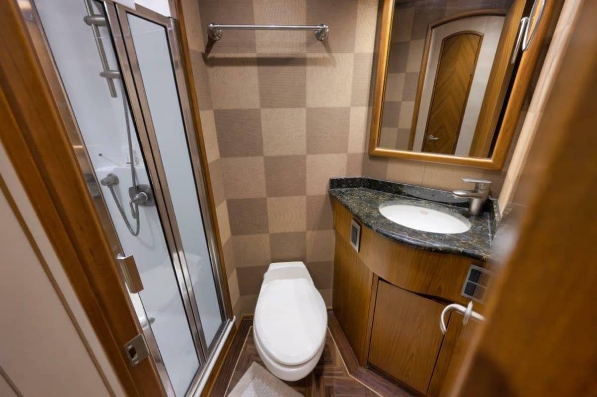 2011 Viking 70 Convertible "Cutter Bill" photo 23
