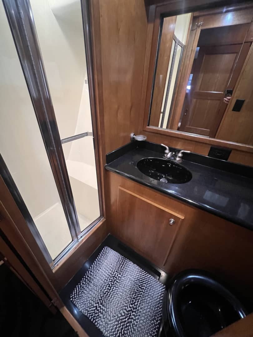 2007 Navigator 5400 "NO VACANCY" photo 56