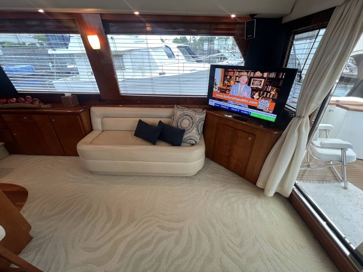 2007 Navigator 5400 "NO VACANCY" photo 23