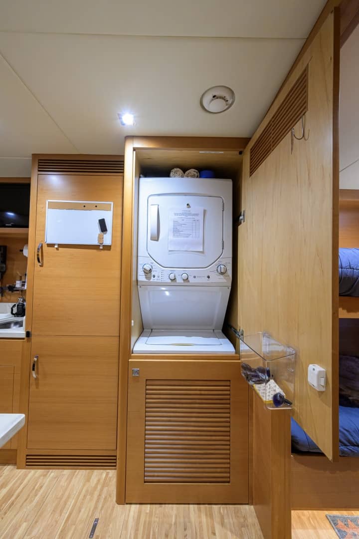 2018 Horizon FD85 "Midnight Moon" photo 125