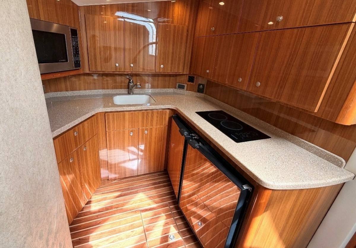 2015 Viking 42 Open "UNREEL" photo 4