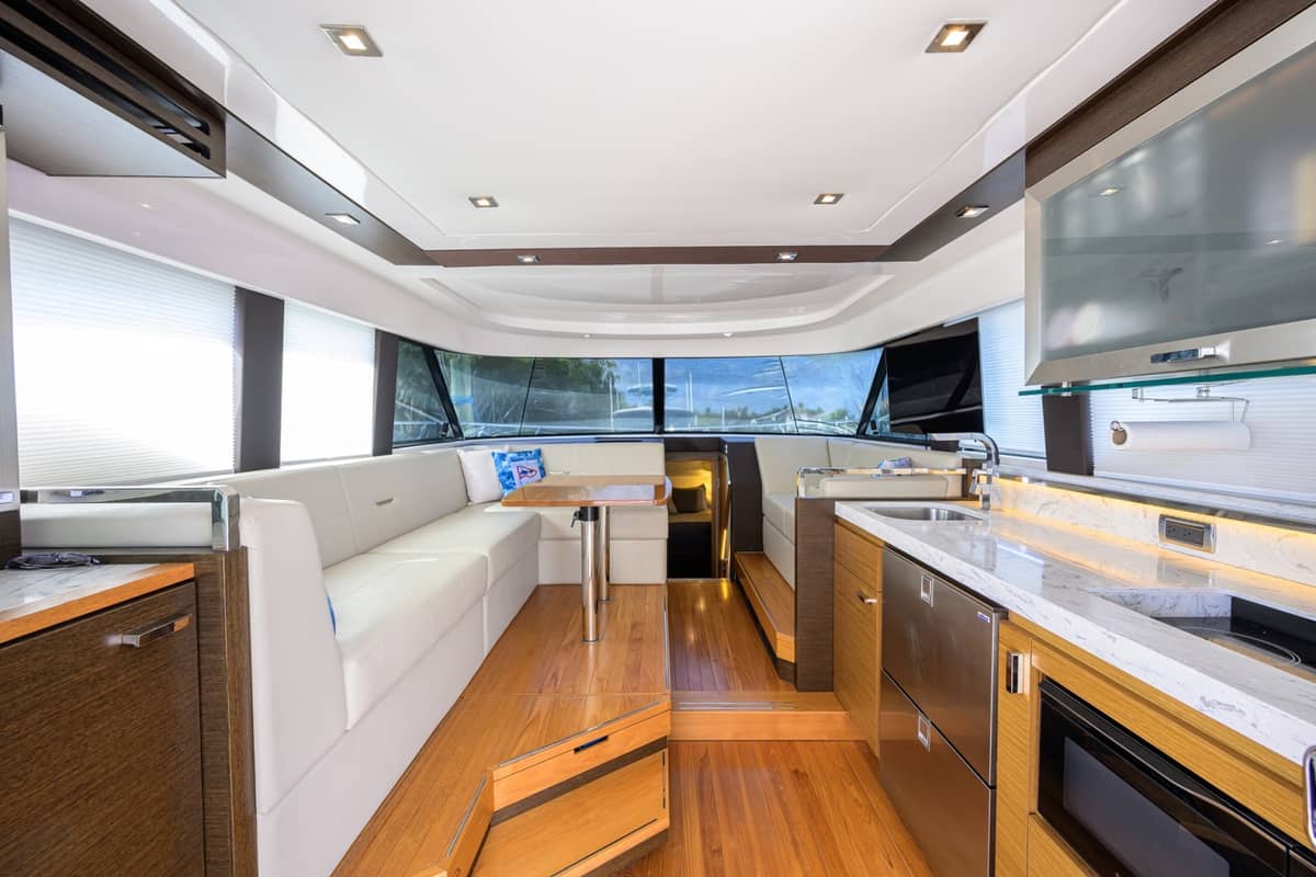 2017 Tiara Yachts 44 Flybridge "Daybreak" photo 12