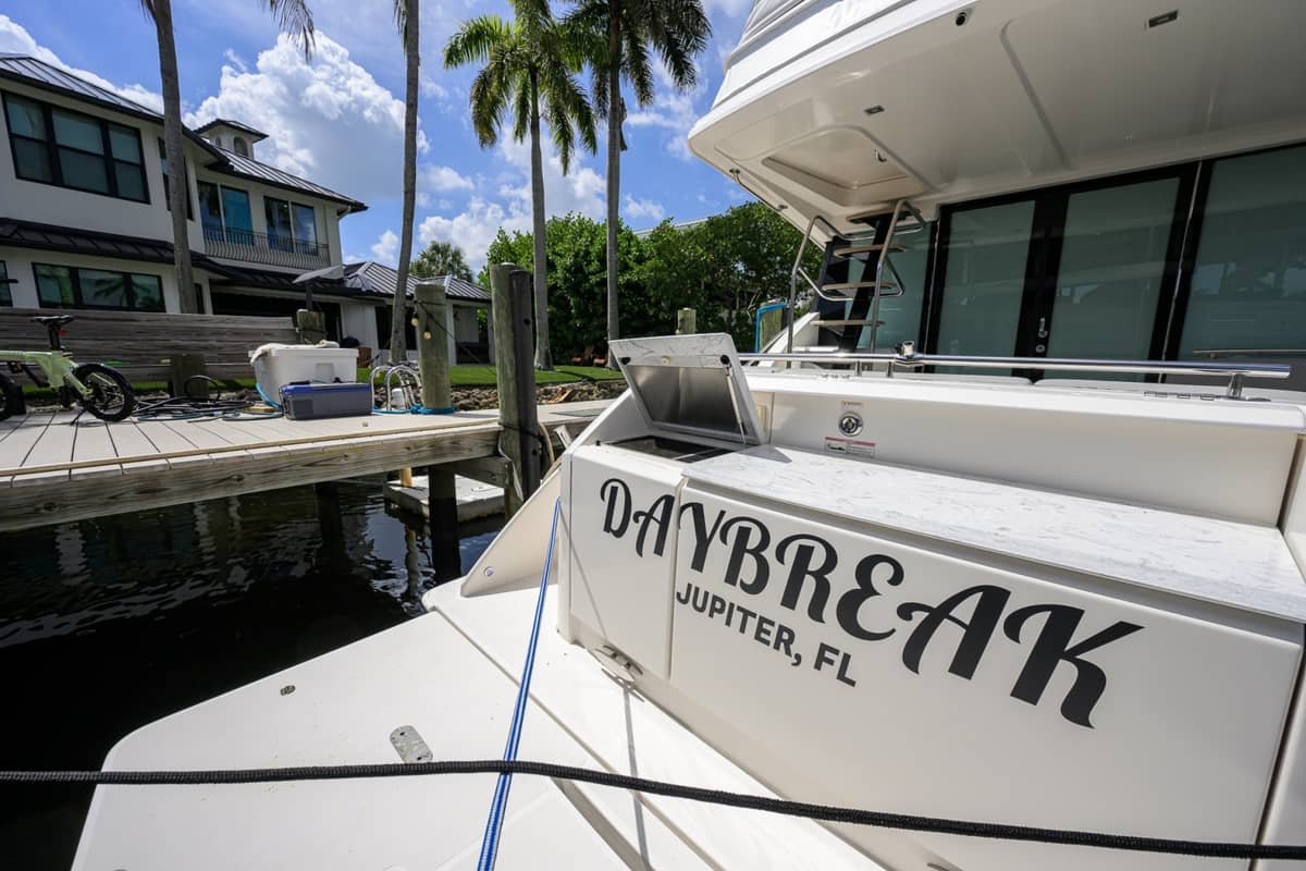 2017 Tiara Yachts 44 Flybridge "Daybreak" photo 49