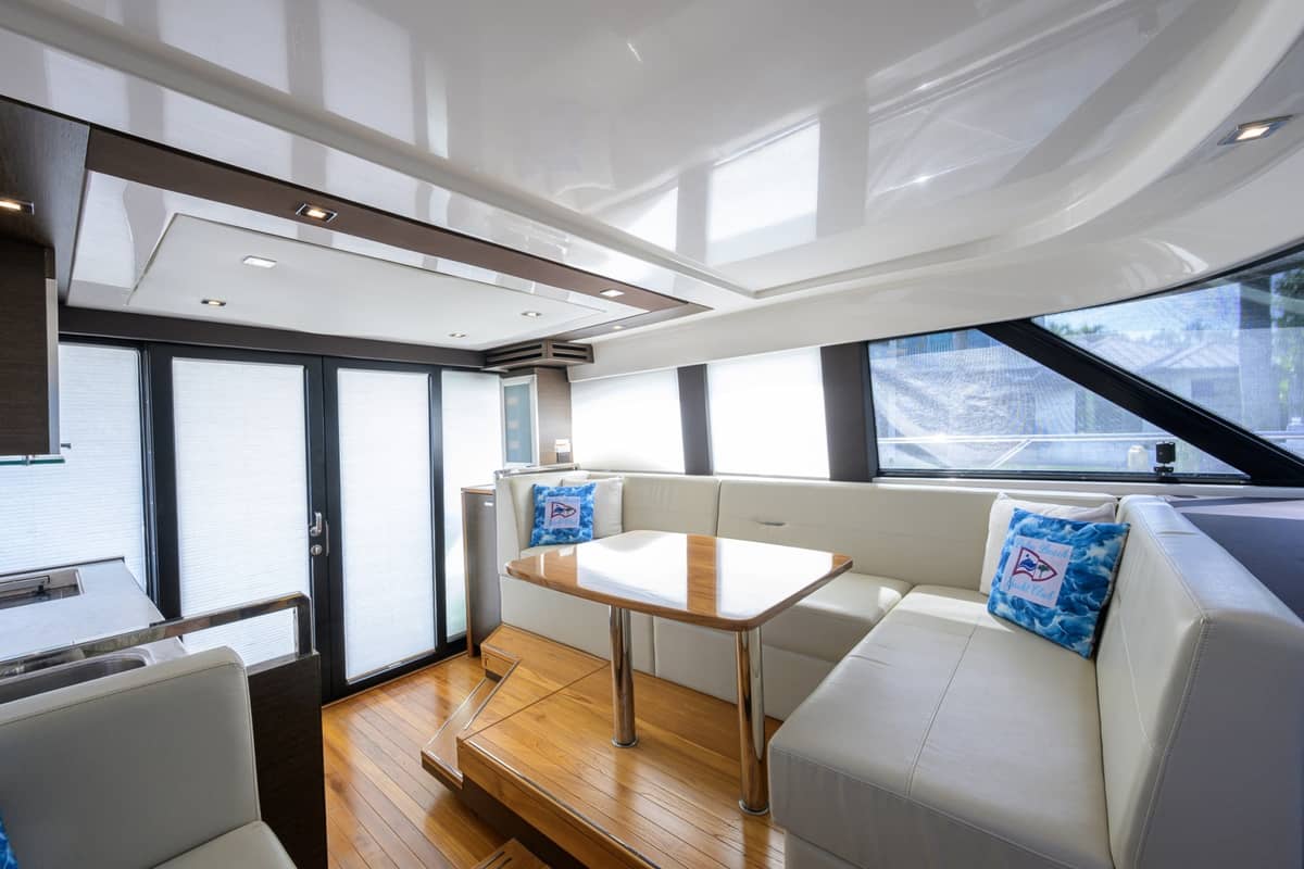 2017 Tiara Yachts 44 Flybridge "Daybreak" photo 14
