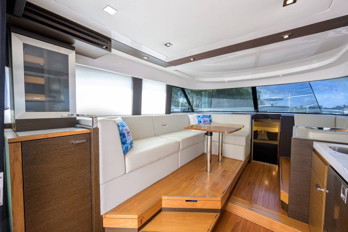 2017 Tiara Yachts 44 Flybridge "Daybreak" photo 11