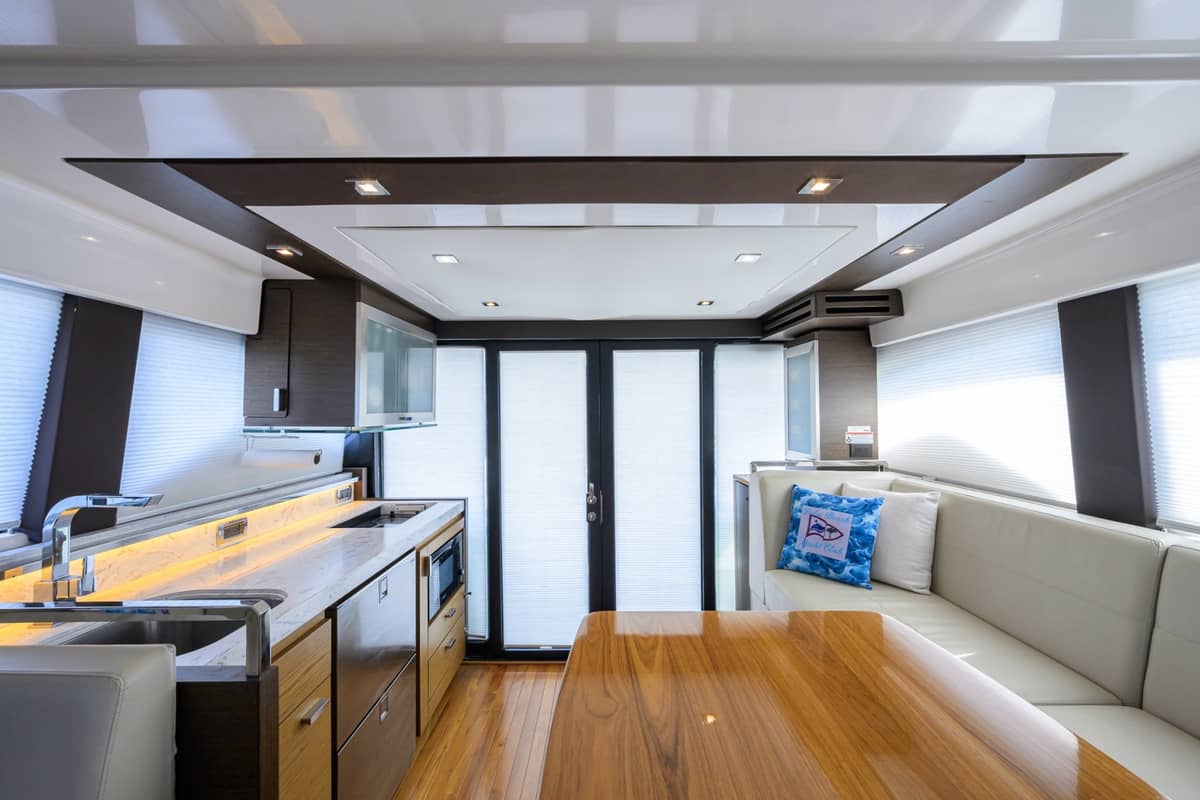 2017 Tiara Yachts 44 Flybridge "Daybreak" photo 18