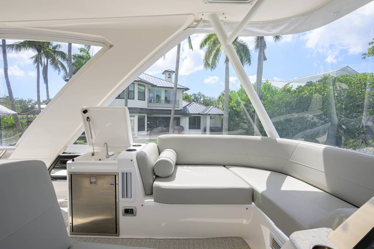 2017 Tiara Yachts 44 Flybridge "Daybreak" photo 40