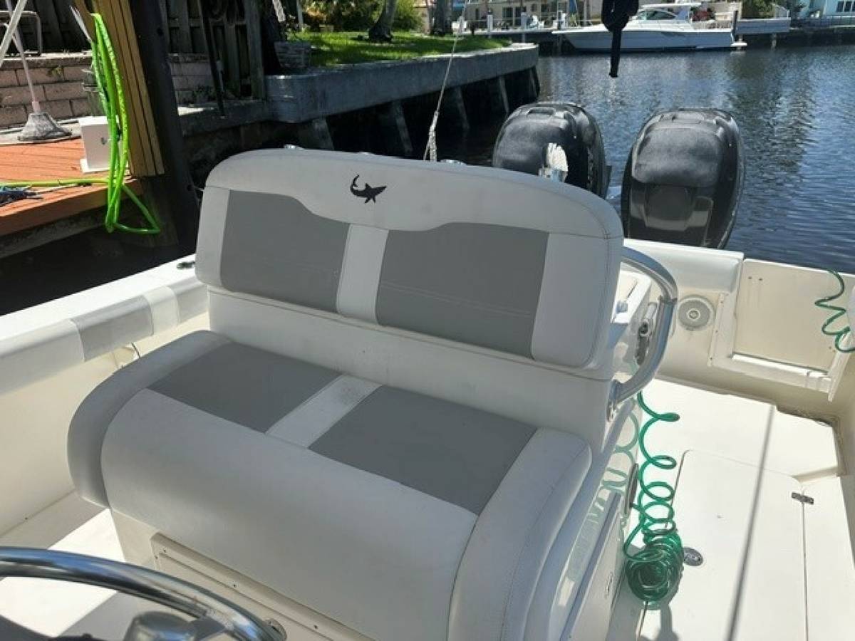 2018 Mako 284 "Cherrypicker III" photo 2