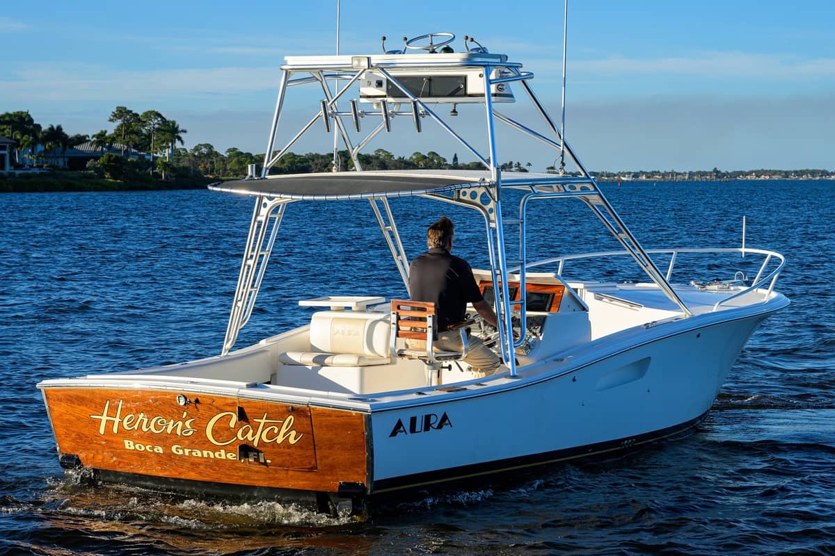 1998 Lazzara Yachts 28 Aura Tournament "Heron's Catch" photo 36