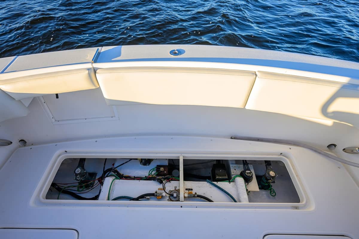 1998 Lazzara Yachts 28 Aura Tournament "Heron's Catch" photo 18