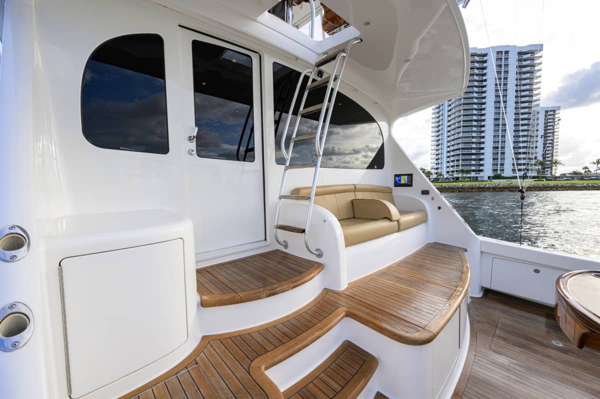 2014 Viking 70 Convertible "DESPERADO" photo 34