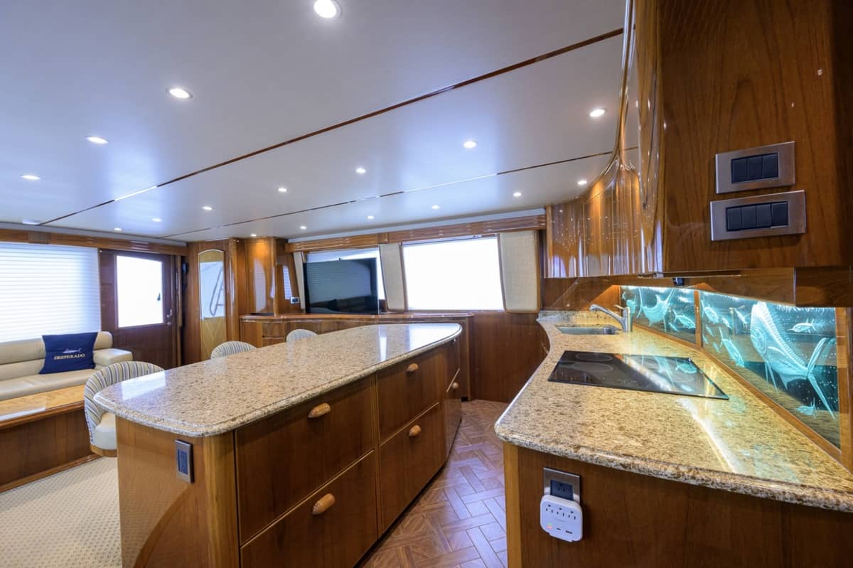 2014 Viking 70 Convertible "DESPERADO" photo 7
