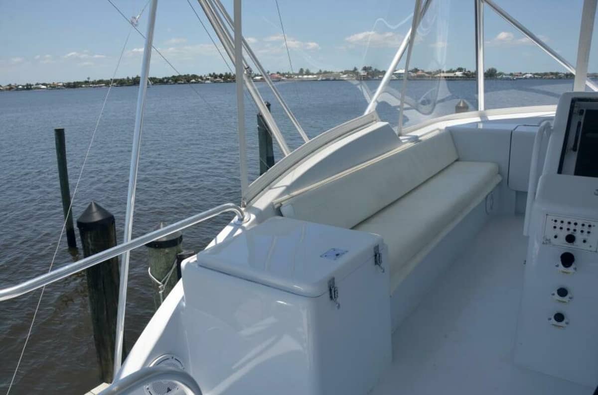 1999 Hatteras 60 Convertible "DOWN TIME" photo 6