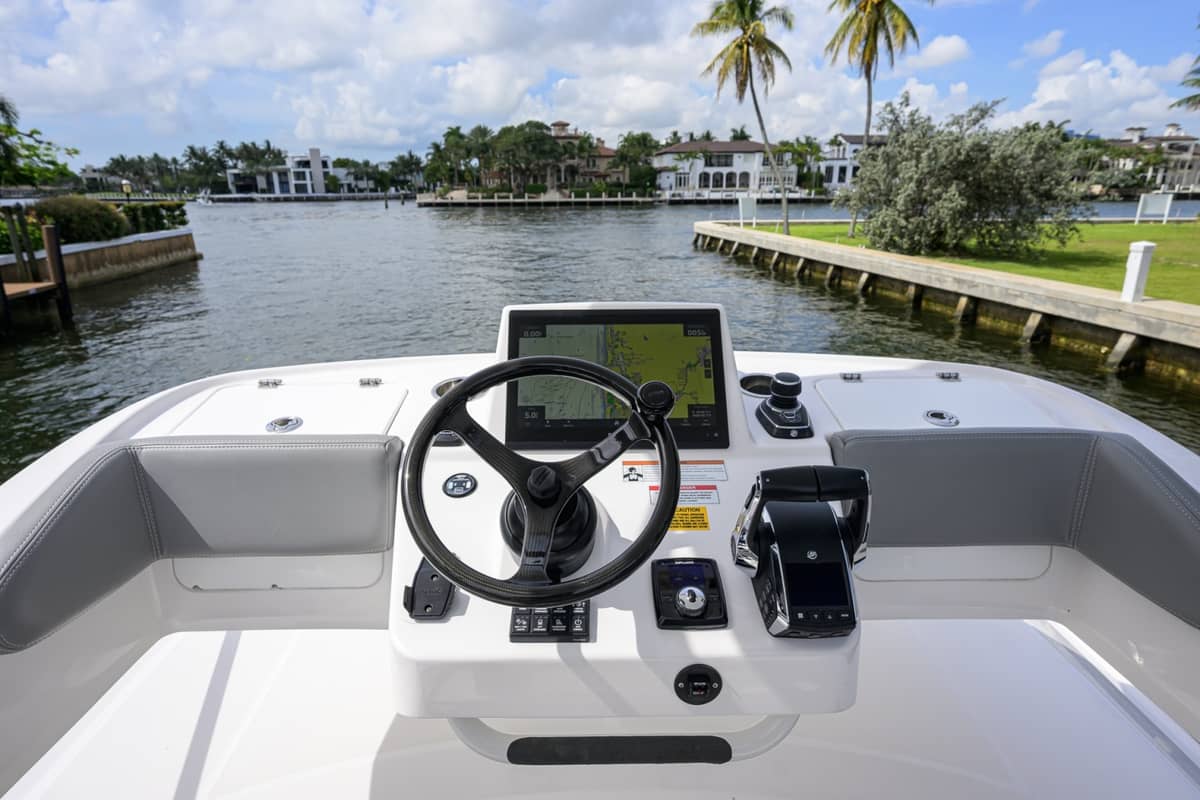 2023 Everglades 455 Center Console "GALLANT LADY" photo 16