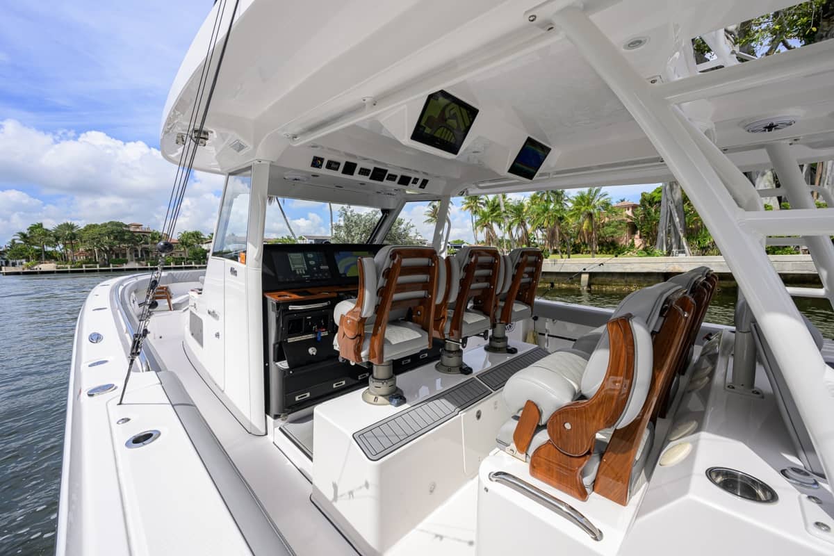 2023 Everglades 455 Center Console "GALLANT LADY" photo 8