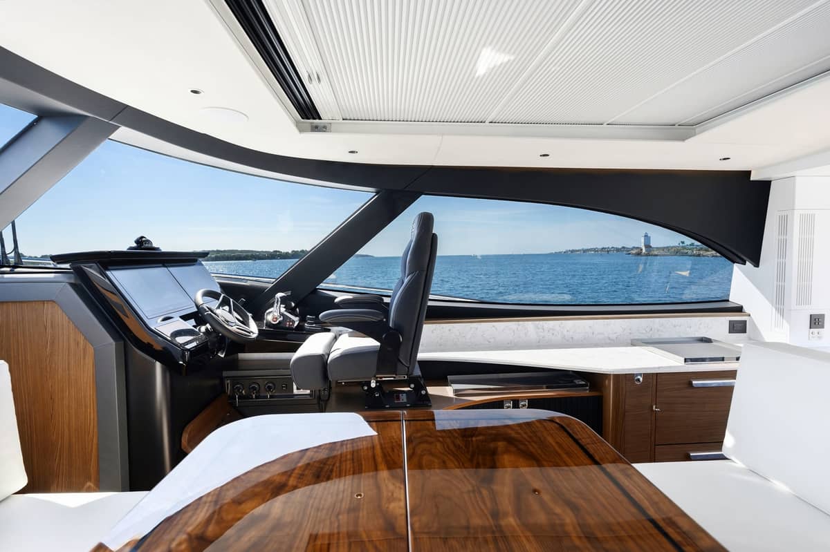 2025 ECLIPSE 505 Shadow "Matterhorn White" photo 23