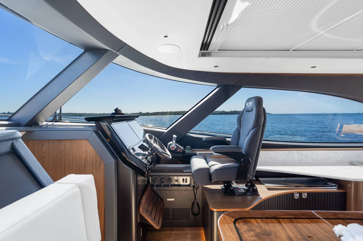 2025 ECLIPSE 505 Shadow "Matterhorn White" photo 24