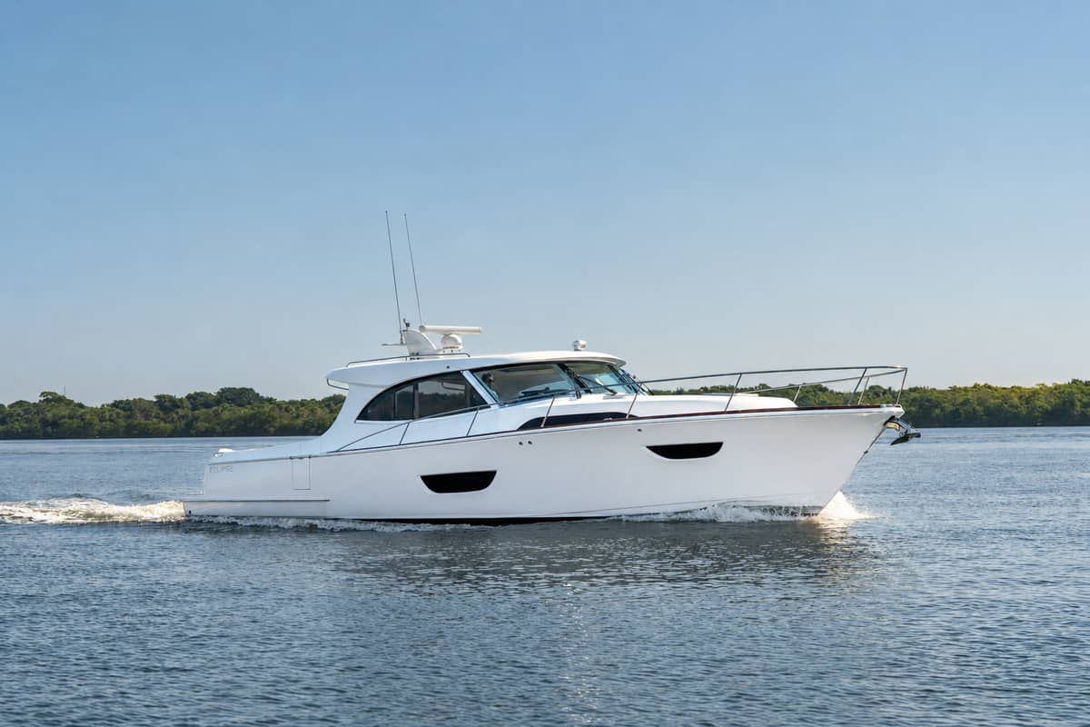 2025 ECLIPSE 505 Shadow "Matterhorn White" photo 39