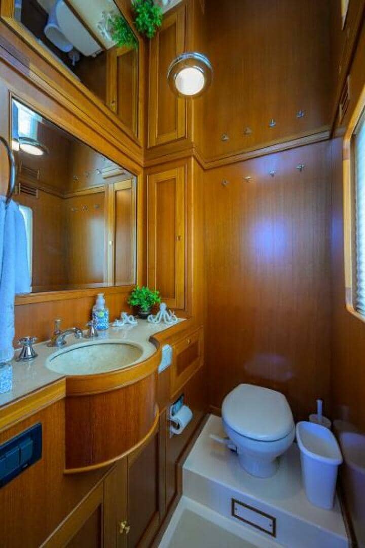 2011 Marlow 97 Explorer "On Deck Master" photo 41