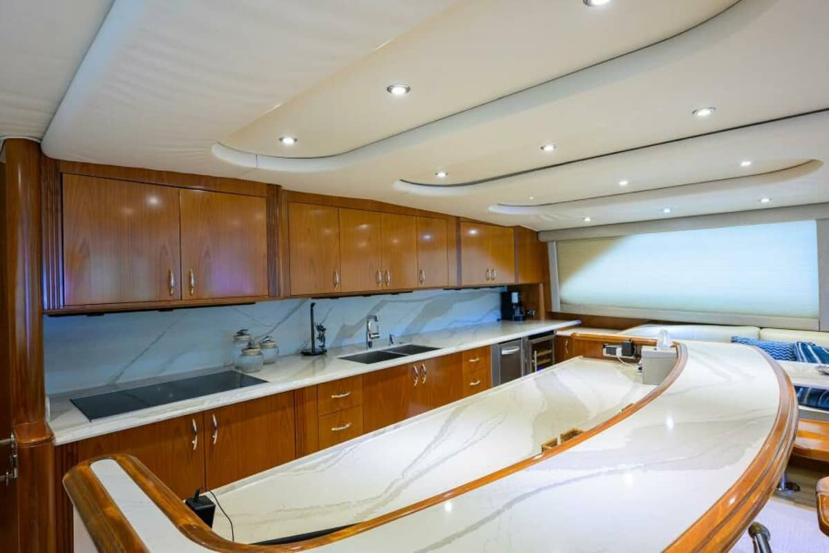 2004 Sea Force IX 82 Enclosed Bridge "Junior" photo 25