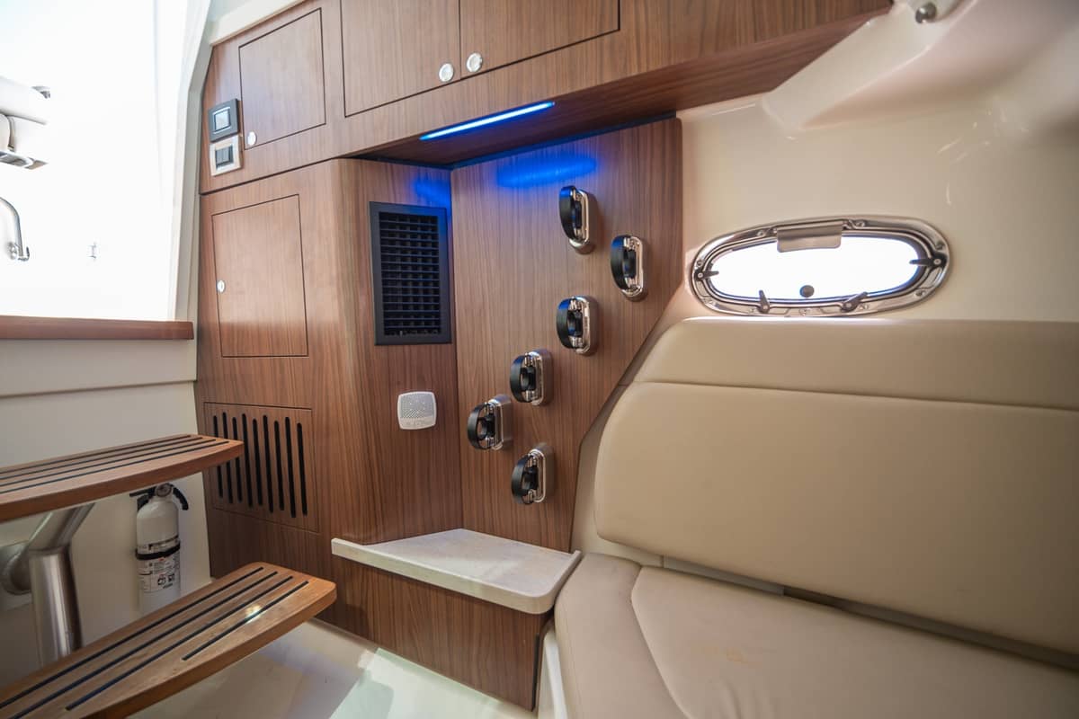 2021 Boston Whaler 380 Outrage "Worth the Tiempo" photo 46