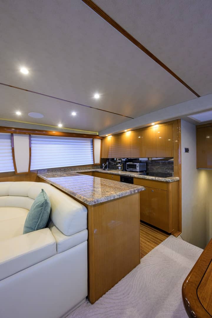 2002 Viking 61 Convertible "One Step Ahead" photo 52