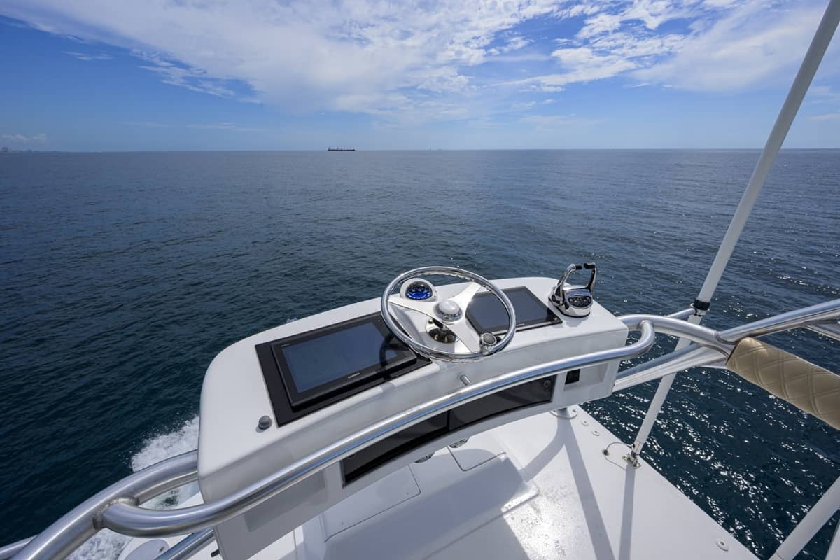 2002 Viking 61 Convertible "One Step Ahead" photo 29