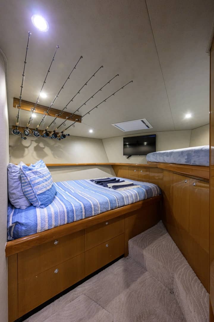 2002 Viking 61 Convertible "One Step Ahead" photo 70