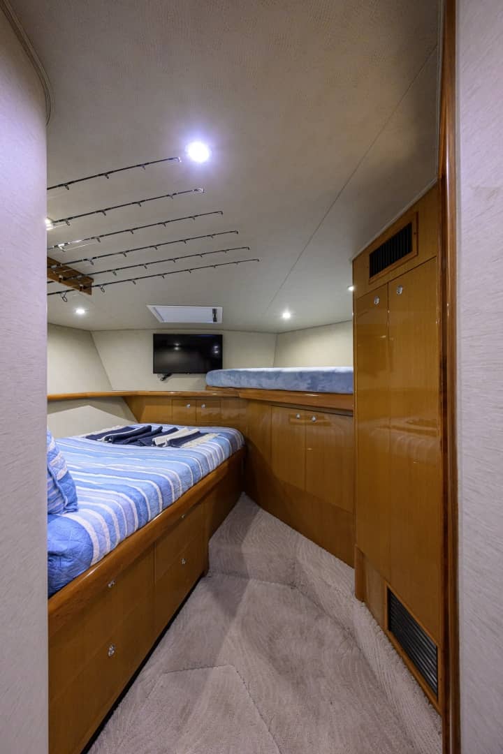 2002 Viking 61 Convertible "One Step Ahead" photo 68