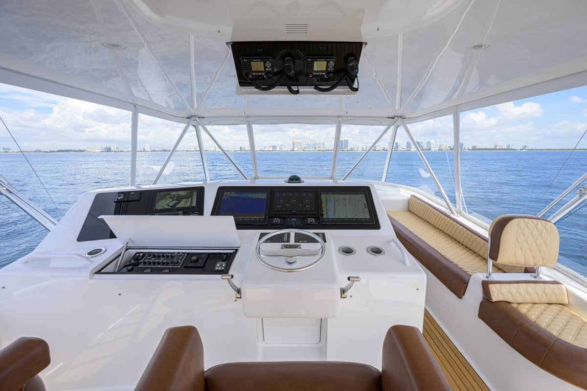 2002 Viking 61 Convertible "One Step Ahead" photo 93