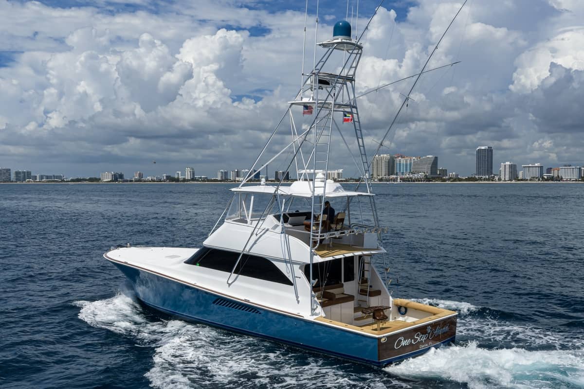 2002 Viking 61 Convertible "One Step Ahead" photo 14