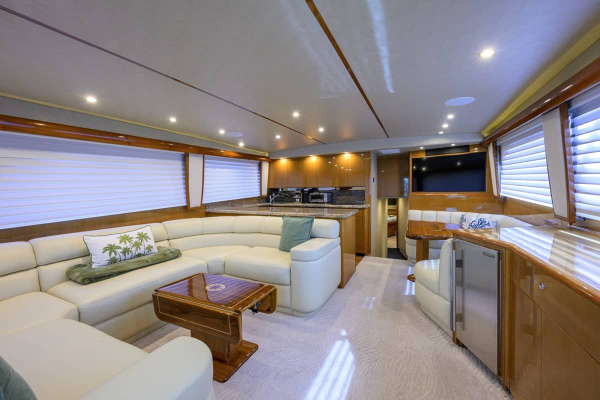 2002 Viking 61 Convertible "One Step Ahead" photo 32