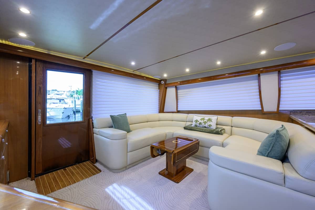 2002 Viking 61 Convertible "One Step Ahead" photo 36