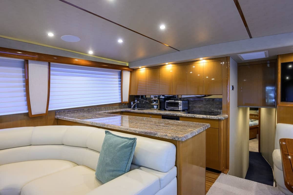 2002 Viking 61 Convertible "One Step Ahead" photo 51