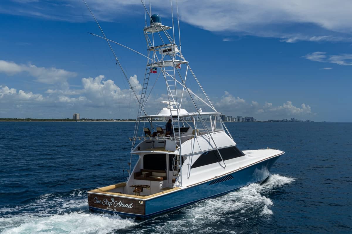 2002 Viking 61 Convertible "One Step Ahead" photo 16