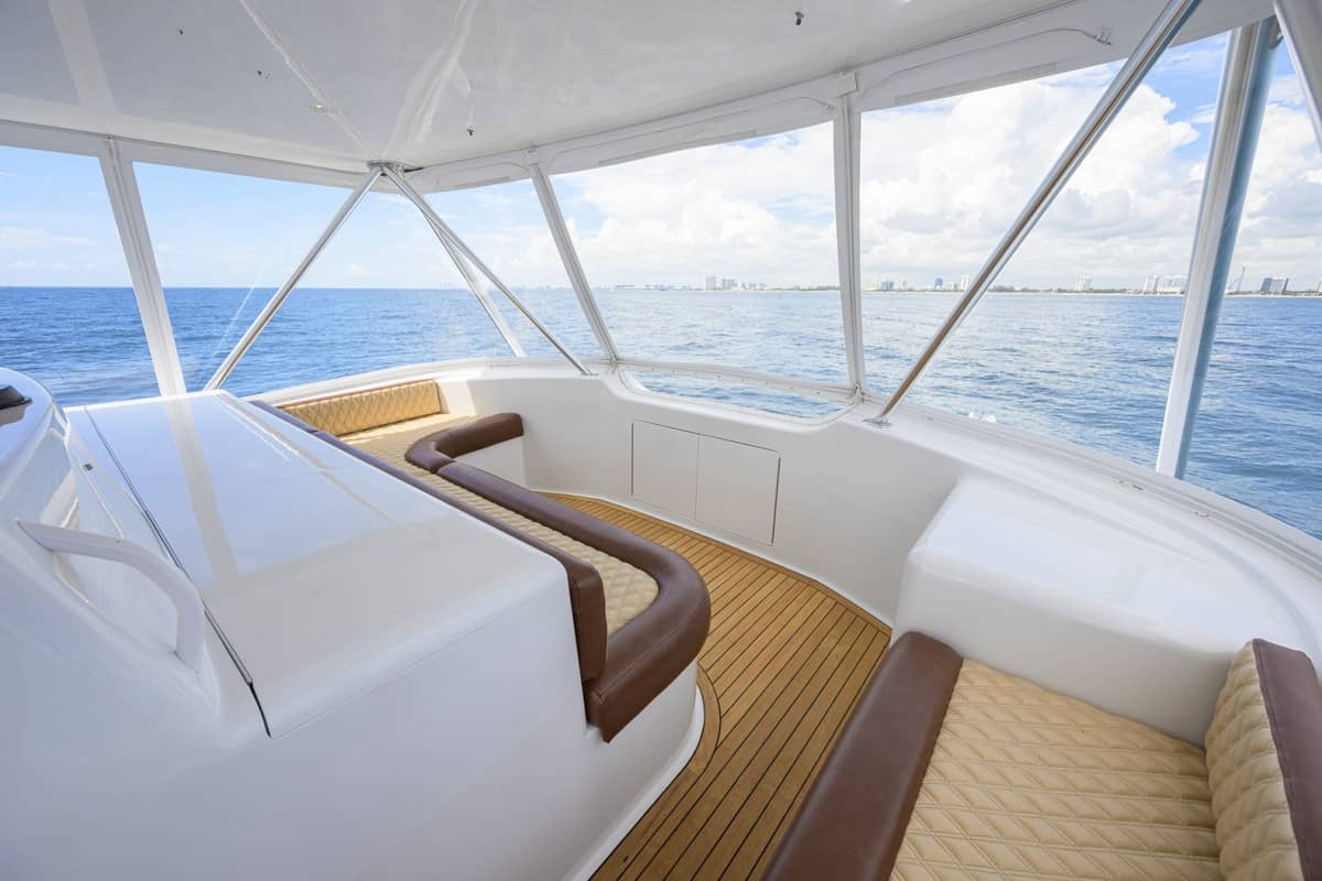 2002 Viking 61 Convertible "One Step Ahead" photo 85
