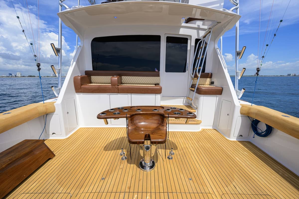 2002 Viking 61 Convertible "One Step Ahead" photo 74