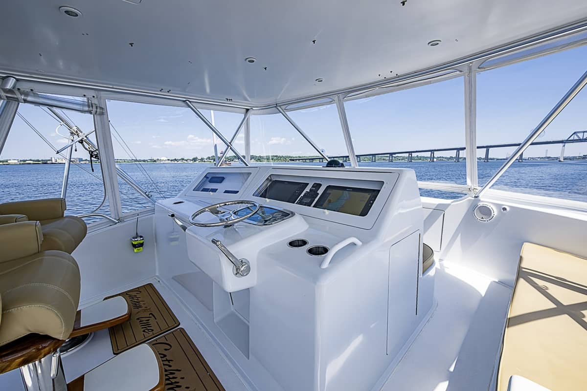 2002 Viking 52 Convertible "Catchin Time" photo 26