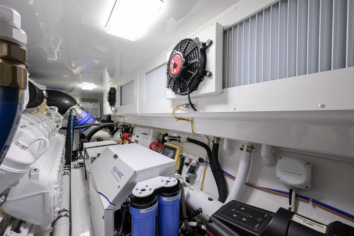 2024 Viking 54 Convertible "Dog House" photo 57