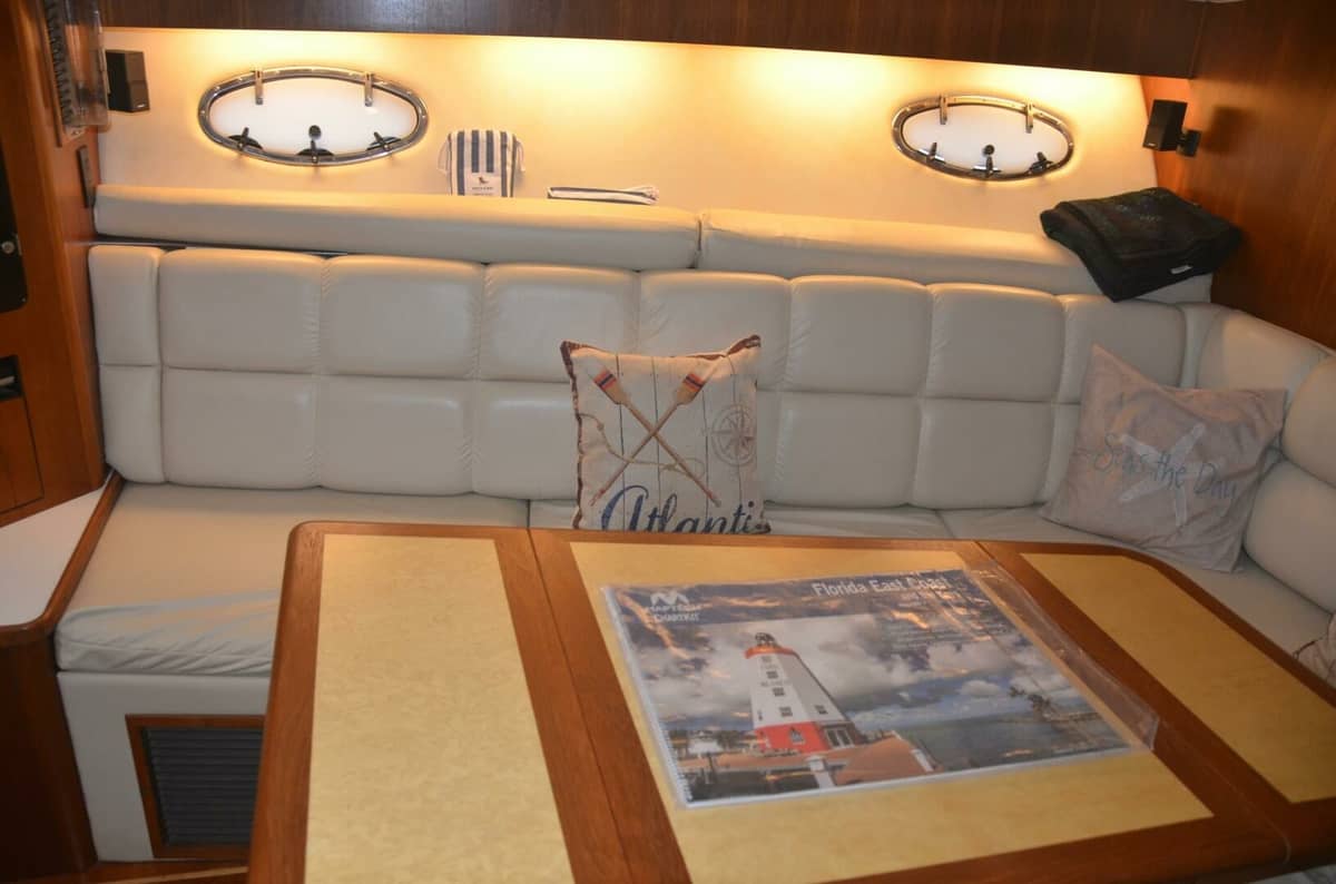 2001 Tiara Yachts 4100 Open "SEA TIME" photo 4