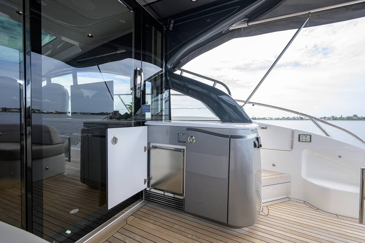 2024 Princess V50 "Crown" photo 28